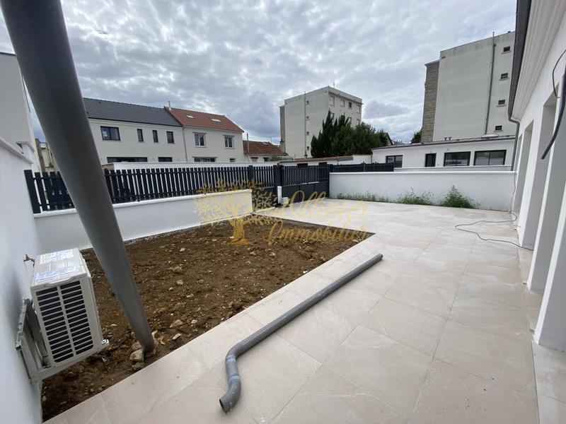 Pavillon - 92 m² - 4 pièces