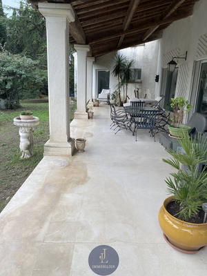 Villa - 260 m² - 6 pièces