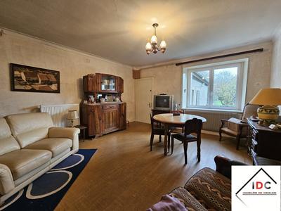 Maison - 92 m² - 5 pièces