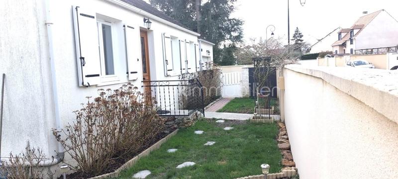 Pavillon - 90 m² - 5 pièces