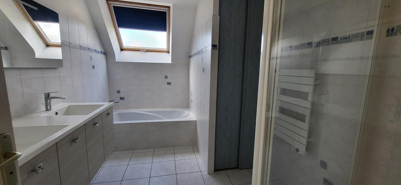 Maison - 151 m² - 7 pièces