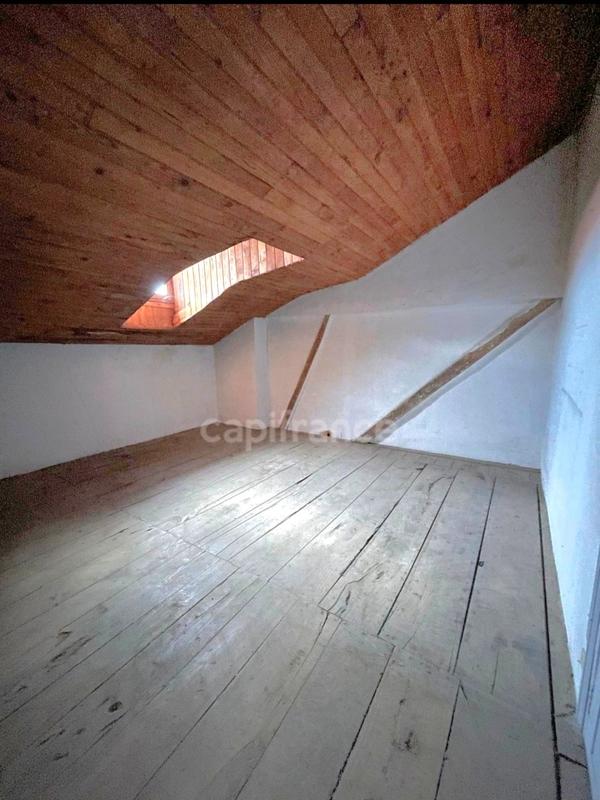 Immeuble - 616 m² - 15 pièces