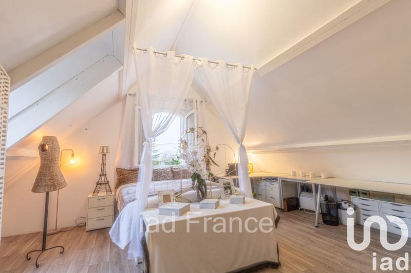Maison de maîtres - 270 m² - 9 pièces