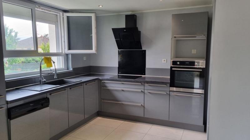 Maison - 85 m² - 5 pièces