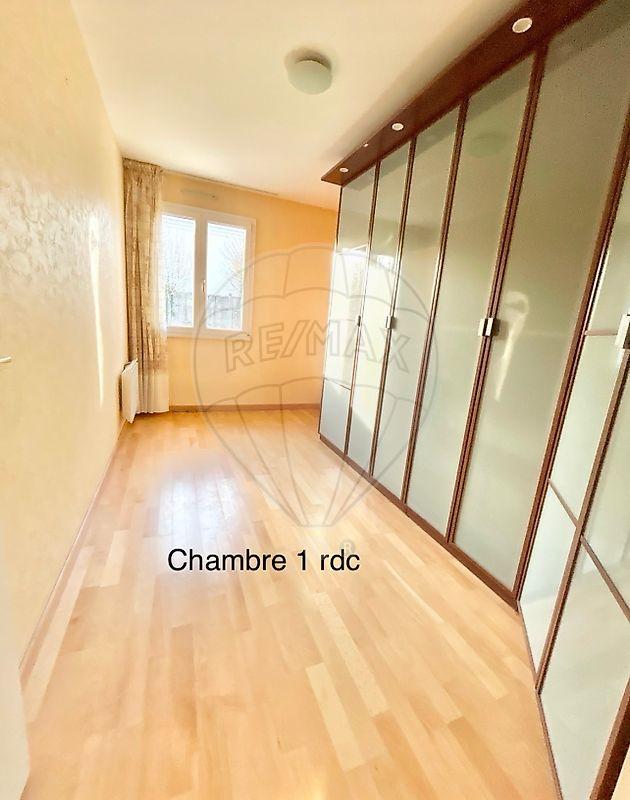 Maison - 101 m² - 5 pièces