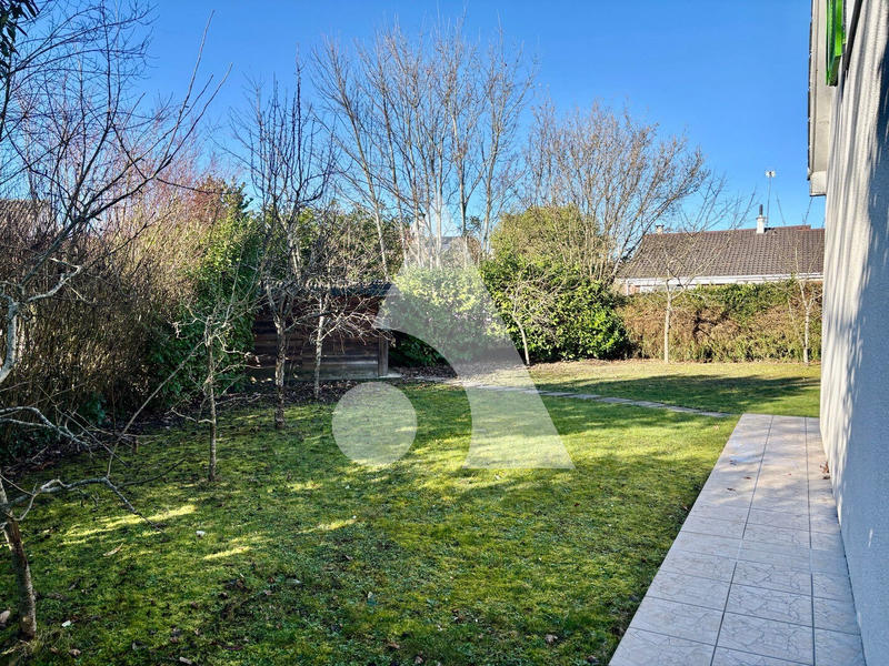 Maison - 137 m² - 6 pièces