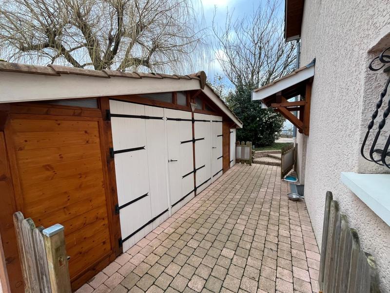 Maison - 182 m² - 7 pièces