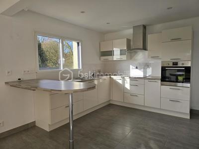 Maison - 135 m² - 6 pièces