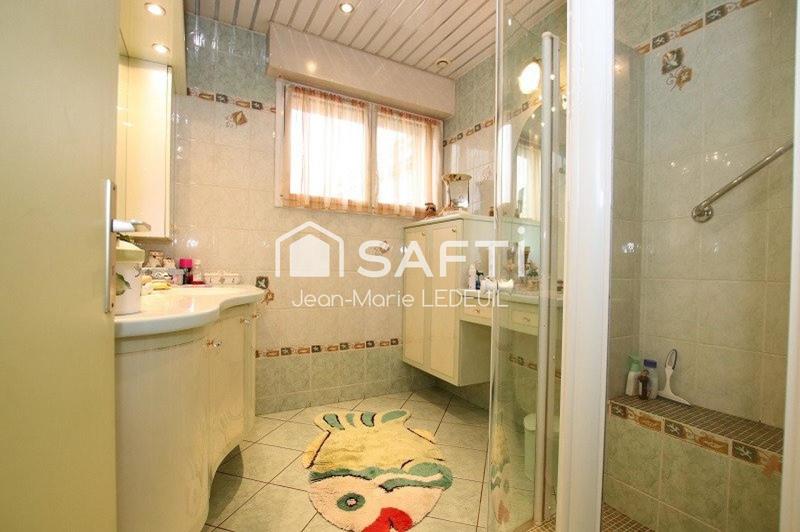 Maison - 130 m² - 8 pièces