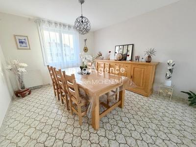 Maison de campagne - 120 m² - 5 pièces