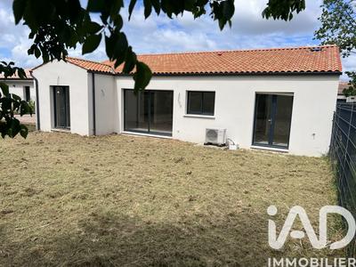 Maison - 122 m² - 5 pièces