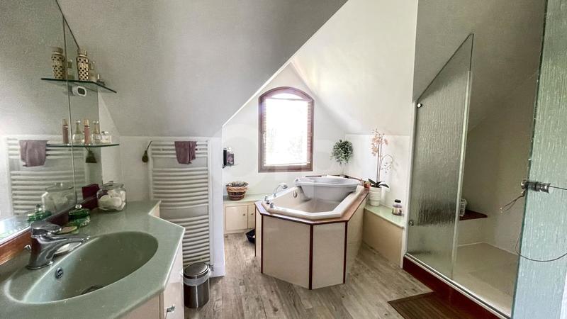 Maison - 150 m² - 6 pièces