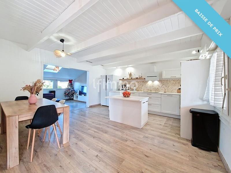 Maison - 80 m² - 3 pièces