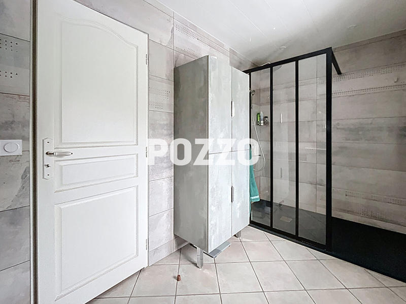 Maison - 185 m² - 6 pièces