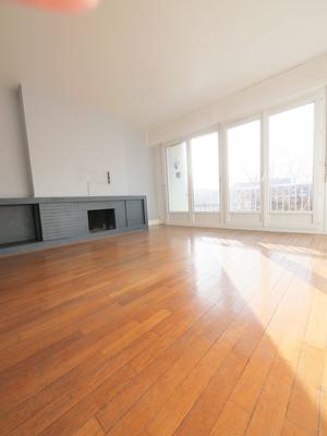 Appartement - 95 m² - 3 pièces