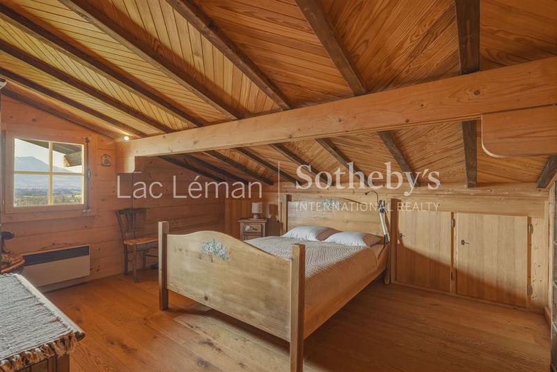 Châlet - 240 m² - 9 pièces