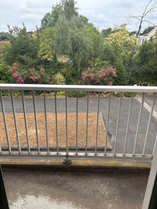 Appartement - 85 m² - 3 pièces