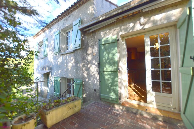 Maison - 136 m² - 6 pièces