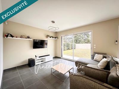 Maison - 96 m² - 4 pièces