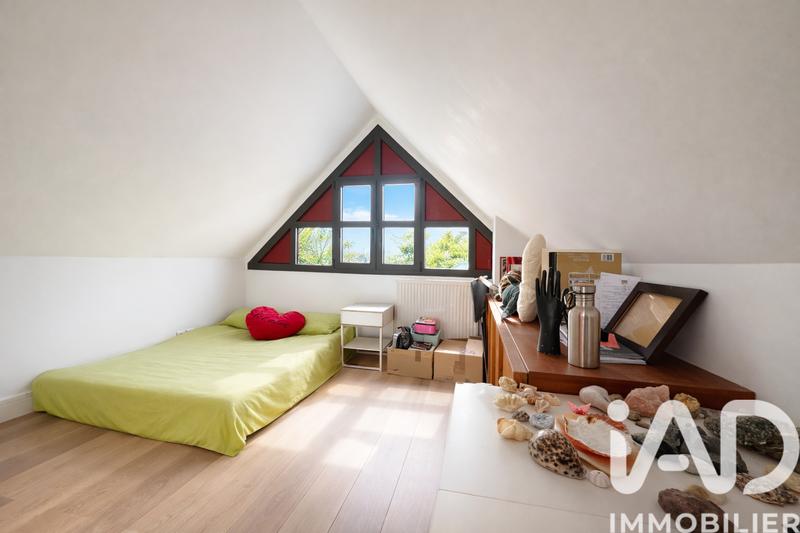 Maison - 104 m² - 4 pièces