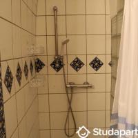 Chambre - 15 m² - 1 pièce