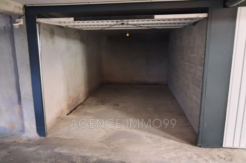 Parking / Garage - 13 m²