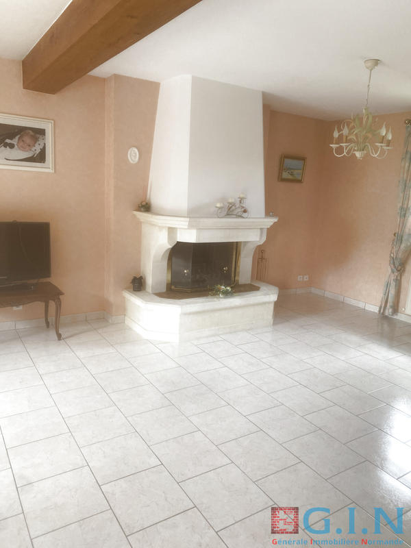 Maison - 136 m² - 7 pièces