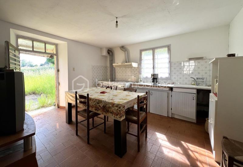 Corps de ferme - 138 m² - 4 pièces