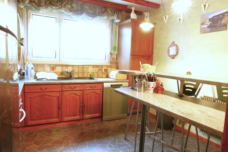 Maison - 303 m² - 10 pièces