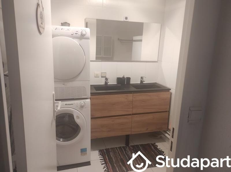 Chambre - 14 m² - 1 pièce