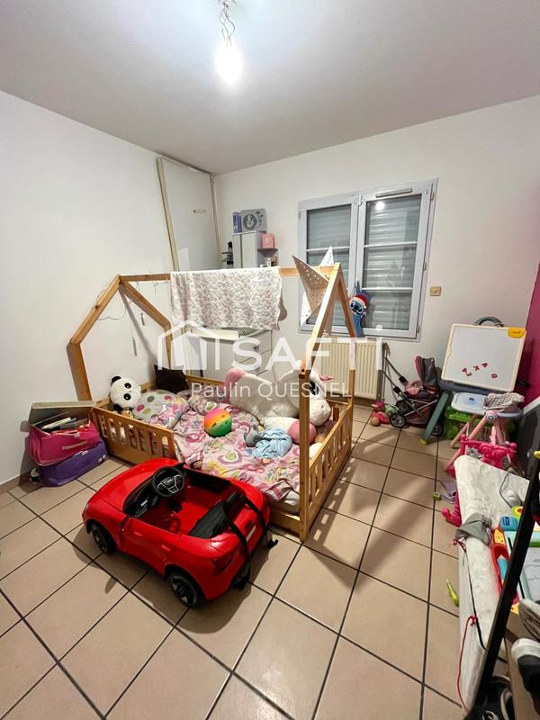 Maison - 90 m² - 5 pièces