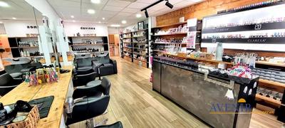 Fonds de commerce - Magasins - 77 m²