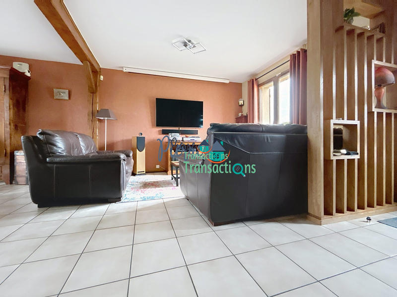 Maison - 104 m² - 5 pièces