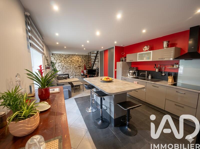 Maison - 85 m² - 3 pièces