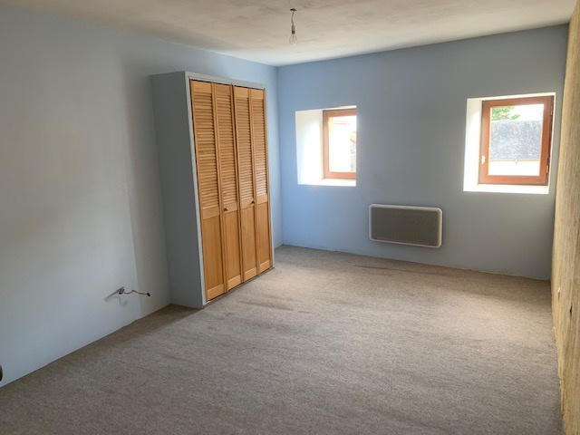 Maison - 150 m² - 8 pièces