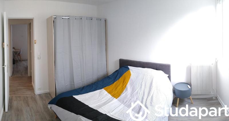 Chambre - 11 m² - 1 pièce