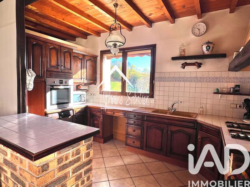 Maison - 190 m² - 7 pièces