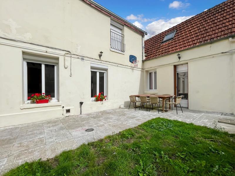 Maison - 142 m² - 6 pièces