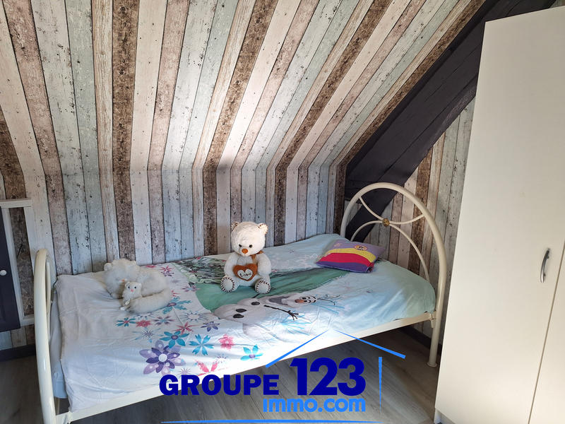 Maison - 200 m² - 8 pièces