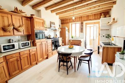 Maison de village - 130 m² - 7 pièces
