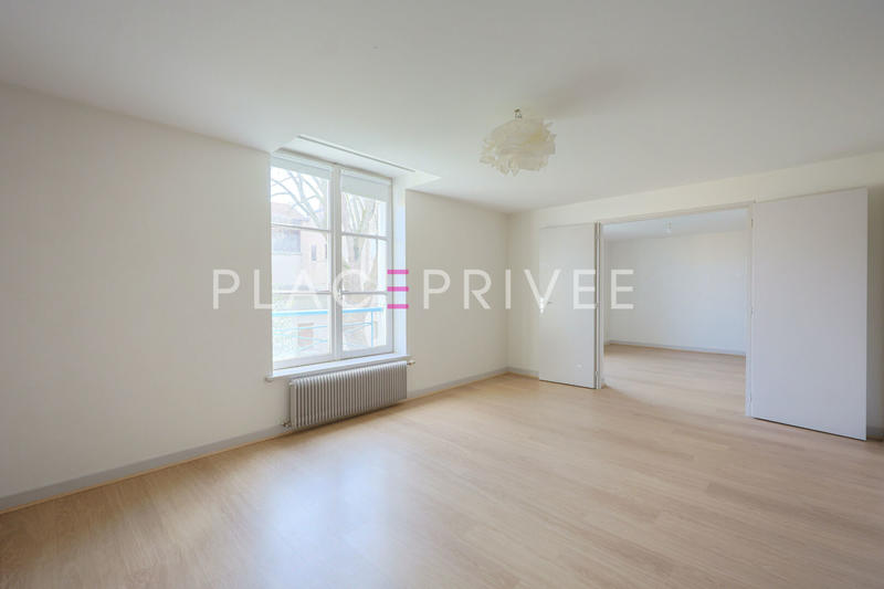 Immeuble - 17 pièces