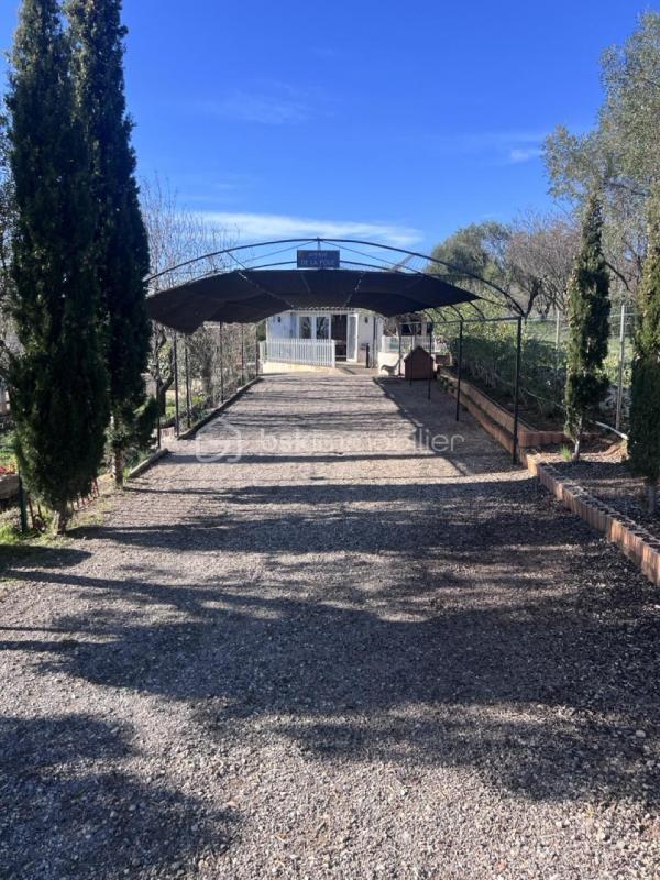 Propriété - 120 m² - 6 pièces