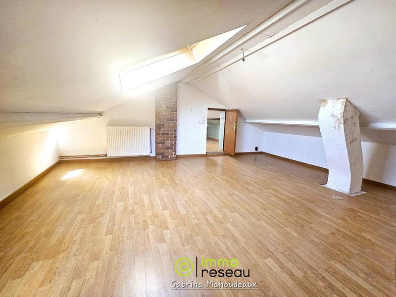 Maison - 121 m² - 6 pièces