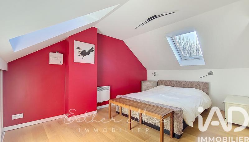 Maison - 160 m² - 8 pièces