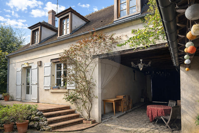 Maison - 125 m² - 9 pièces