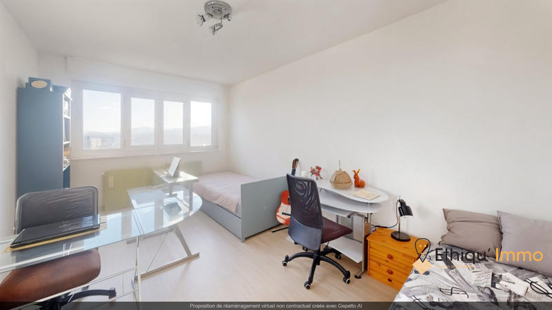 Appartement - 100 m² - 4 pièces