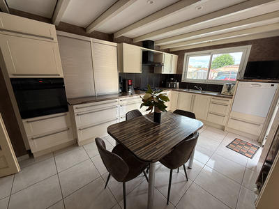 Maison - 130 m² - 5 pièces