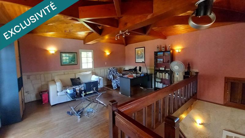 Maison - 165 m² - 6 pièces