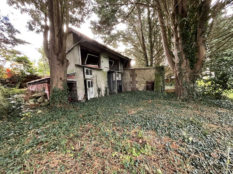 Maison - 274 m² - 12 pièces