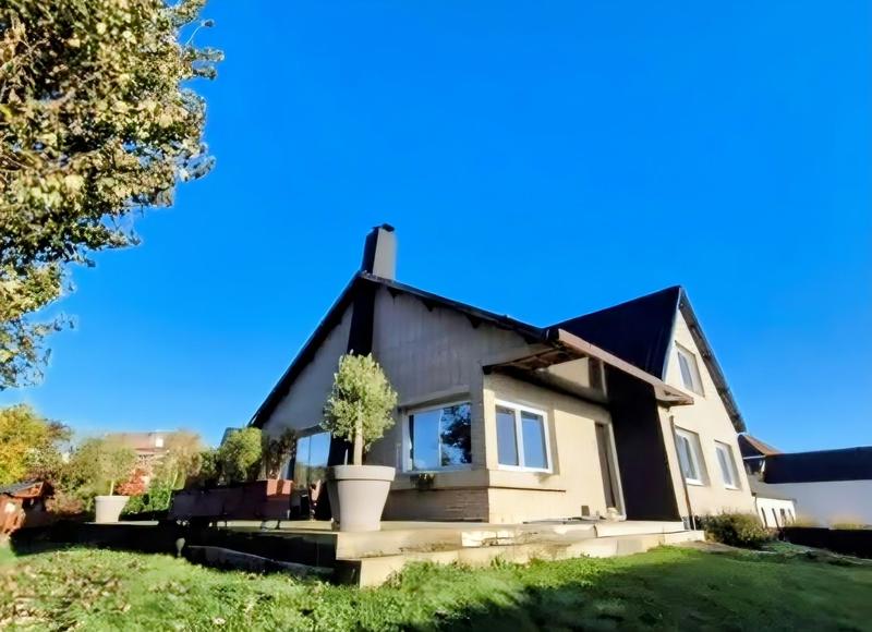 Maison - 155 m² - 5 pièces